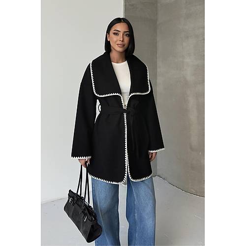 Nak�� Detayl� Kemerli Yumu�ak Siyah Ceket