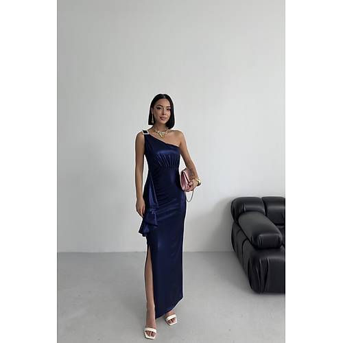 Kadn Omuz Aksesuarl Volanl yrtma parlak kuma Abiye Mezuniyet Nikah Lacivert Elbise