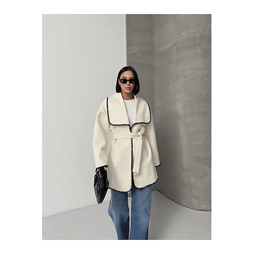 Nak�� Detayl� Kemerli Yumu�ak Siyah Ceket