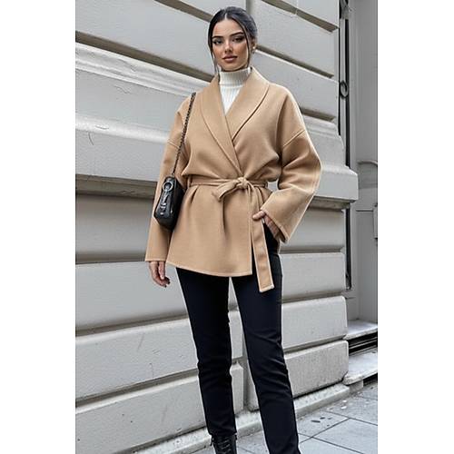 Siyah Ba�lama Detayl� Rahat Kal�p Ka�mir H�rka/Ceket