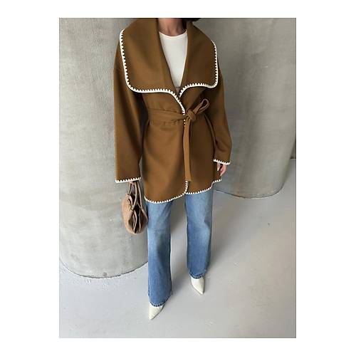 Nak�� Detayl� Kemerli Yumu�ak Siyah Ceket