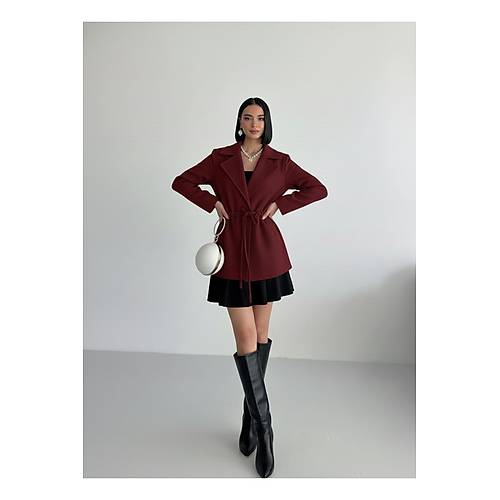 Siyah Ba�lama Detayl� Rahat Kal�p Ka�mir H�rka/Ceket