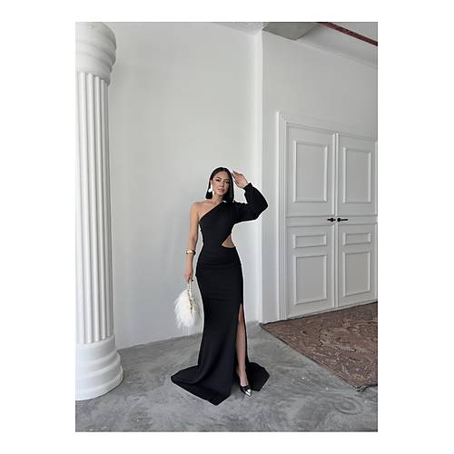 Tek Kol Derin Yrtmal Krep Gece Elbisesi Zmrt Yeil Abiye