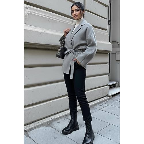 Siyah Ba�lama Detayl� Rahat Kal�p Ka�mir H�rka/Ceket