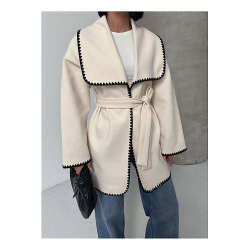 Nak�� Detayl� Kemerli Yumu�ak Siyah Ceket