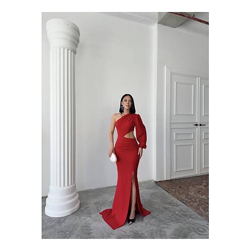 Tek Kol Derin Yrtmal Krep Gece Elbisesi Zmrt Yeil Abiye