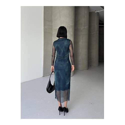 Kadn Hakim Yaka Transparan Tl Kollu Astarl Drapeli Midi Abiye Puantiyeli Elbise