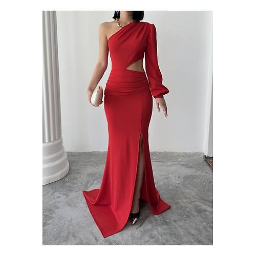 Tek Kol Derin Y�rtma�l� Krep Gece Elbisesi Z�mr�t Ye�il Abiye