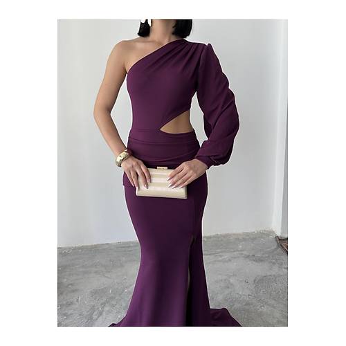 Tek Kol Derin Yrtmal Krep Gece Elbisesi Zmrt Yeil Abiye