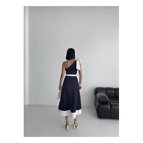 Tek Omuz Kemerli Kadn Midi Mor Abiye Elbise Fiyonk Detayl k Tasarm