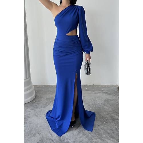 Tek Kol Derin Yrtmal Krep Gece Elbisesi Zmrt Yeil Abiye