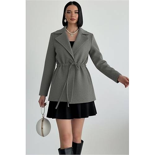 Siyah Ba�lama Detayl� Rahat Kal�p Ka�mir H�rka/Ceket