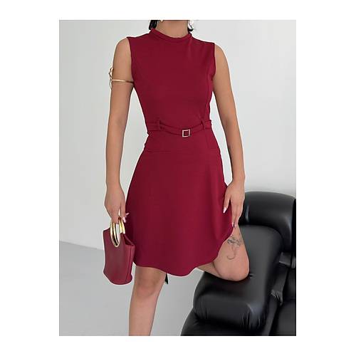 Bisiklet Yaka Kemer Aksesuar Z�mr�t Elbise