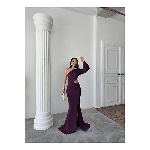 Tek Kol Derin Yrtmal Krep Gece Elbisesi Zmrt Yeil Abiye