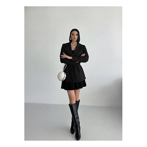 Siyah Ba�lama Detayl� Rahat Kal�p Ka�mir H�rka/Ceket