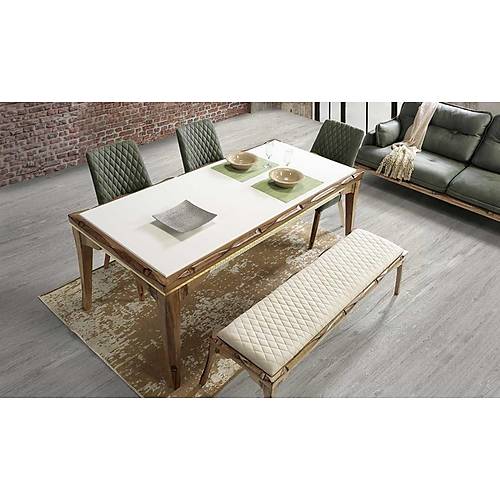 Quatro Yemek Odas�