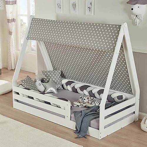 Almila �ad�r Montessori