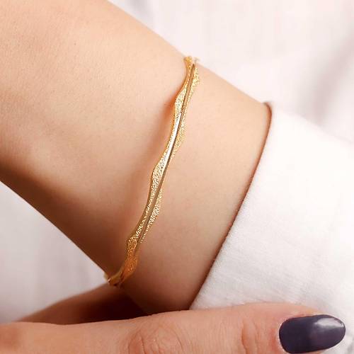 10 Gr 22 Ayar iliksiz Birce Kanal Bilezik