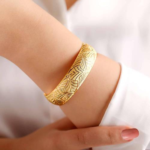 20 Gr(Gram) 18 Mm 22 Ayar iliksiz Bahar Bilezik