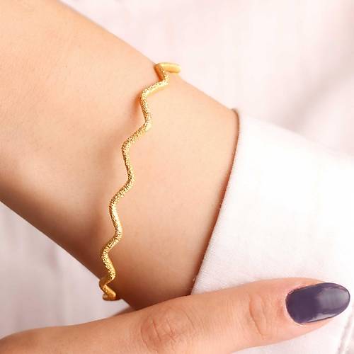 10 Gr 22 Ayar iliksiz Simli Dalga Bilezik