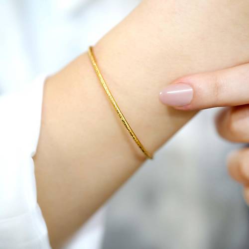 17 Gr 22 Ayar iliksiz Simli Ajda Bilezik