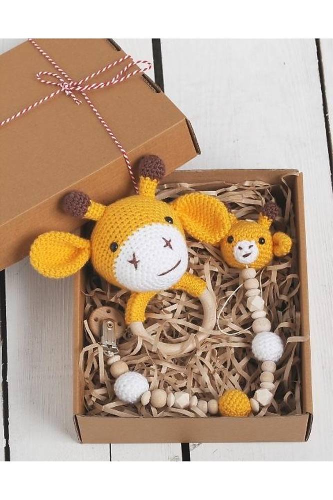 Sarı Zürafa Bebek Seti | Amigurumi Çıngırak & İsimli Emzik Zinciri