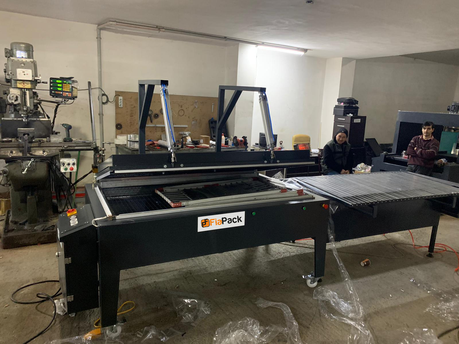 Fiapack Shrink Makinesi (90-160 cm) | Büyük Hacimli Endüstriyel Shrink Çözümü