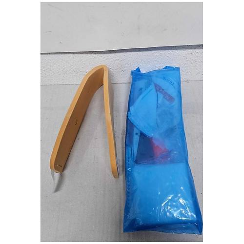 Tam donan�ml� trafik ilk yard�m seti boyunluk reflekt�r cam buz kaz�y�c� lastik sabitleme takozu