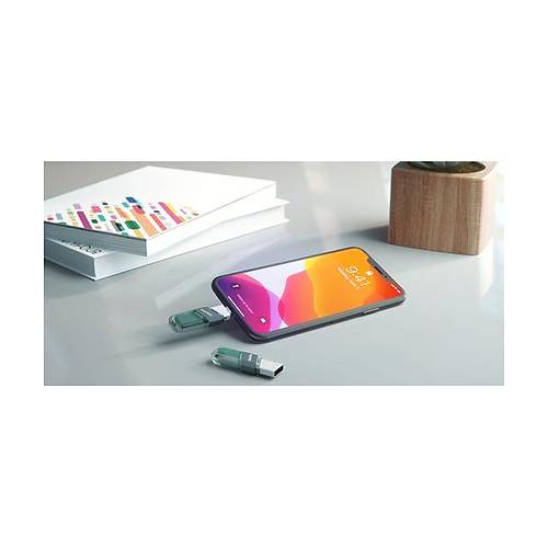 SanDisk iXpand Flash Drive 64GB Type A + Lightning