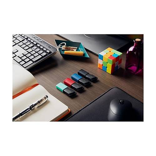 256GB USB 3.2 Gen 1 DataTraveler Exodia M (Black + Teal)