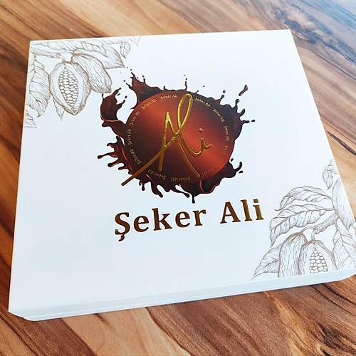 S�sl� kare madlen �ikolata kutusu 240g e