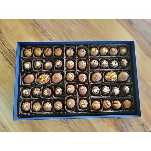 Spesiyal kuruyemili el yapm ikolata kutusu 480g e