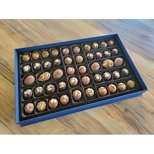 Spesiyal kuruyemili el yapm ikolata kutusu 480g e