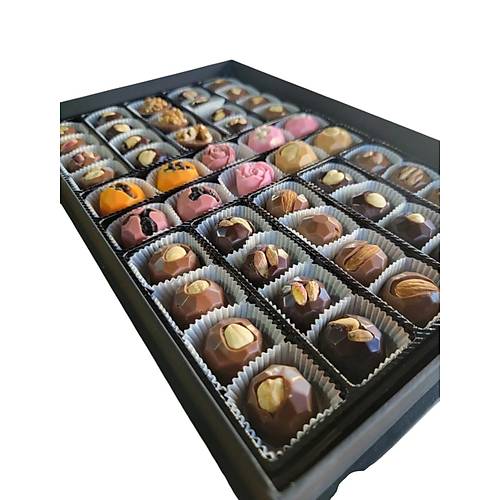 Kuruyemi�li meyveli spesiyal �ikolata kutusu 510g e