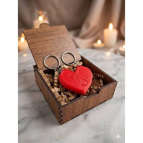 �zel Ah�ap Kutusunda �rg� Desenli �kili Puzzle Kalp Anahtarl�k � Sevgililer G�n� �zel Hediyesi