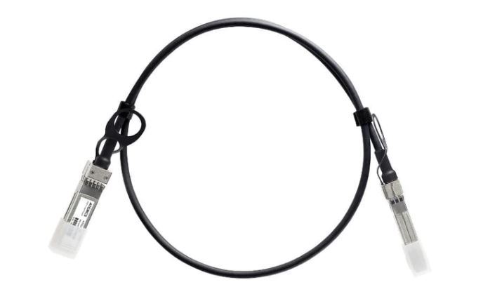 10 Gigabit Ethernet SFP+ passive cable assembly 5m length.