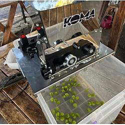 Kad�o�lu Koma C40 Ev Tipi Elektrikli Zeytin K�rma Makinesi