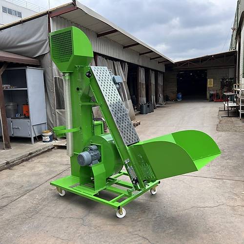 Kad�o�lu BOOST1900Z Bo�-��r�k Ceviz Ay�rma Makinesi