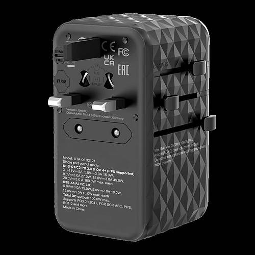 CHR UTA-06 GaN III Universal Travel Adapter with 2xUSB-C PD 100W QC 4+