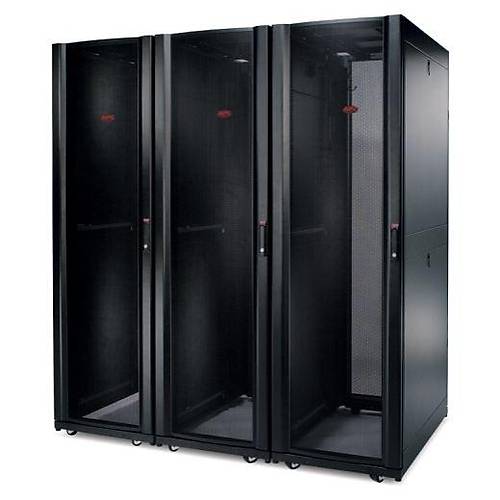 NetShelter SX 42U Server Rack Enc