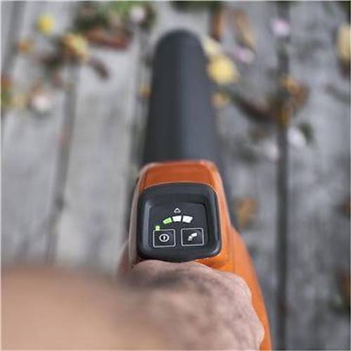 Husqvarna 120iB + BLi20 Ak� + QC80 �arj �fleme Makinesi