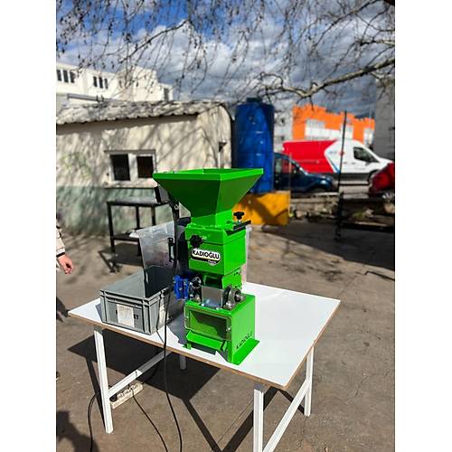 Kad�o�lu CKK50 Mini Ceviz K�rma Makinesi