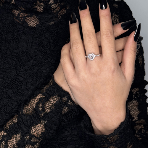 Pembe Kalp Ta� G�m�� Y�z�k