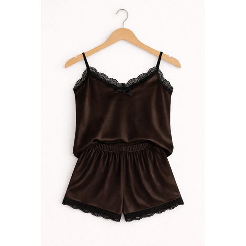 S�la Sella Kadife Dantel Detayl� �ortlu Tak�m