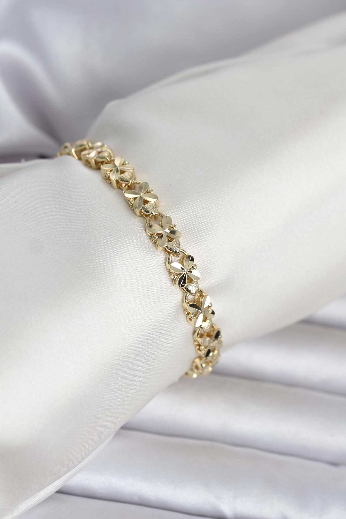 Xuping Model Gold Renk Kadın Bileklik