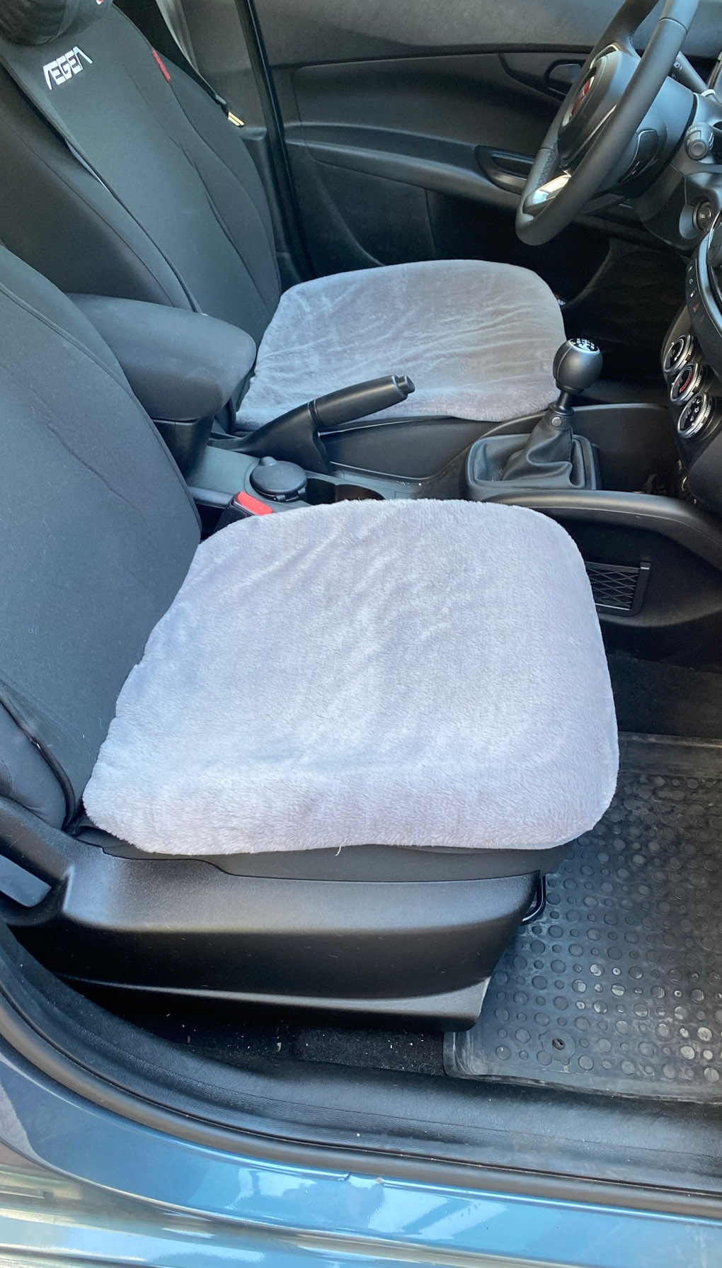 Yumuşak Tüylü Peluş Serme Oto Koltuk Koruyucu Minder Kılıf Ön 2&amp;#39li Gri
