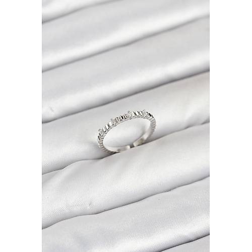 Pirin� G�m�� Renk Lazer Kesim Kad�n Y�z�k