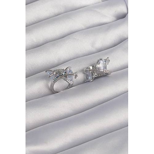 Pirin� G�m�� Renk �ri Zirkon Ta�l� K�vr�ml� Minimal Kelebekli Halka K�pe