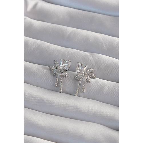 Pirin� G�m�� Renk Kare Zirkon Ta�l� Fiyonk K�pe