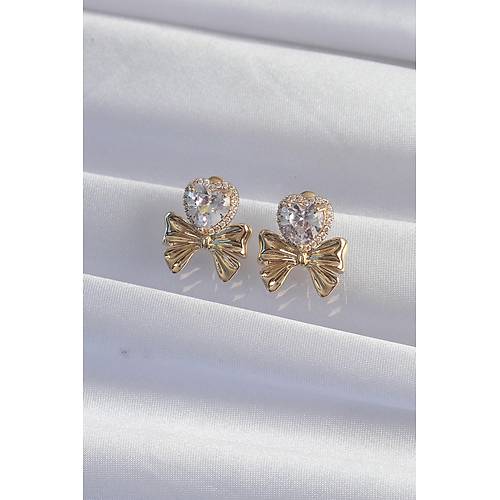 Pirin� Gold Renk Zirkon Ta�l� Kalp Model Fiyonk K�pe